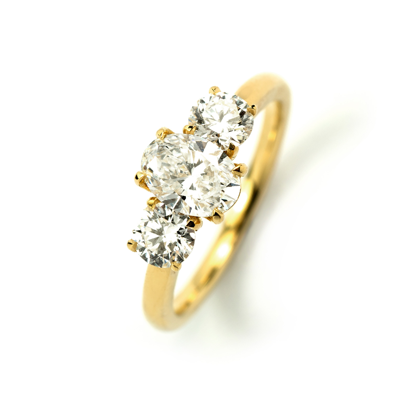 Aisling Ring – Oval + Rounds