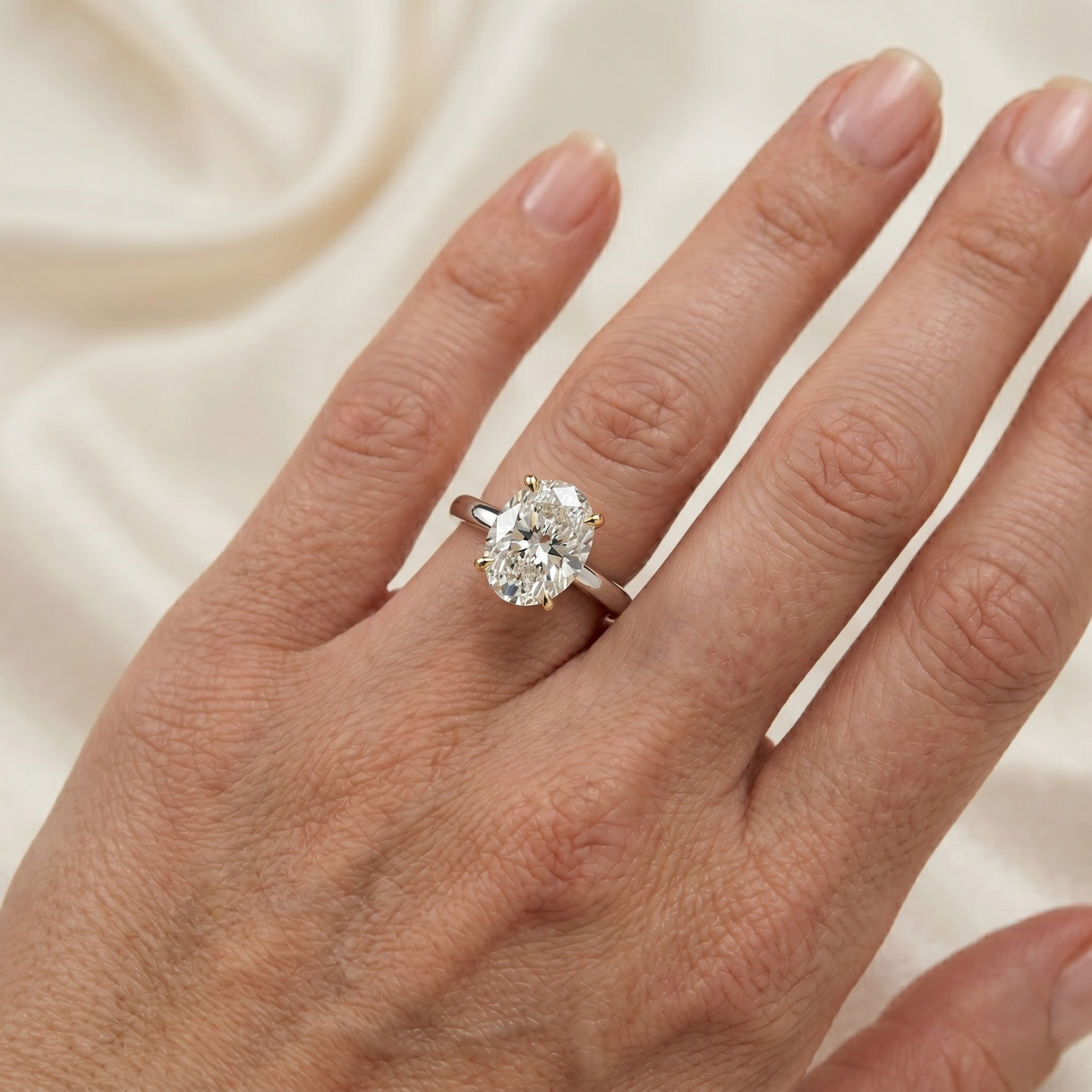 Papillon Claw Set Diamond Ring - Image 4